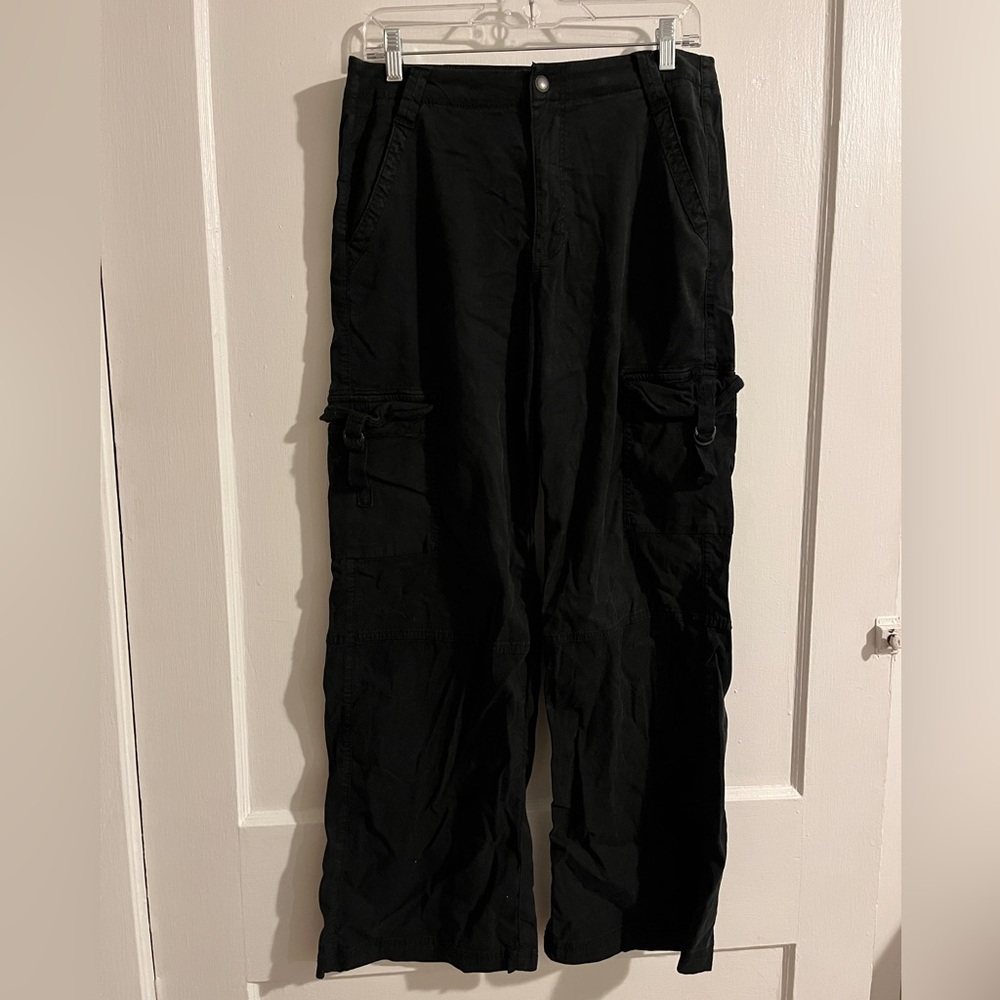 American Eagle Dreamy Drape Black Cargo Pants
